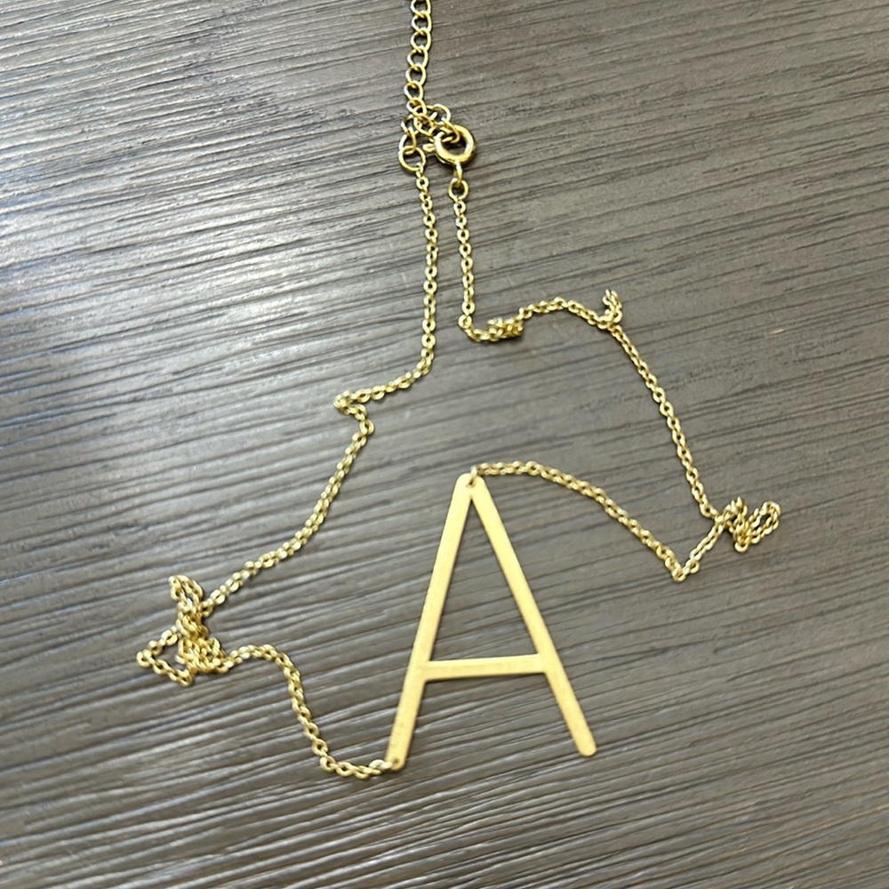 Initial necklace